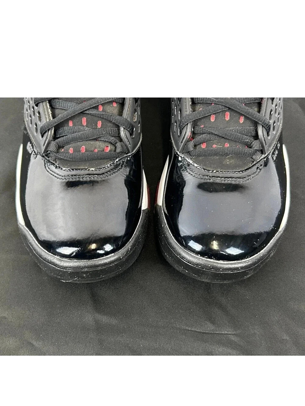 Men's Jordan Max Aura 3 Black Red Basketball Shoes Size 8.5 CD6107-001
